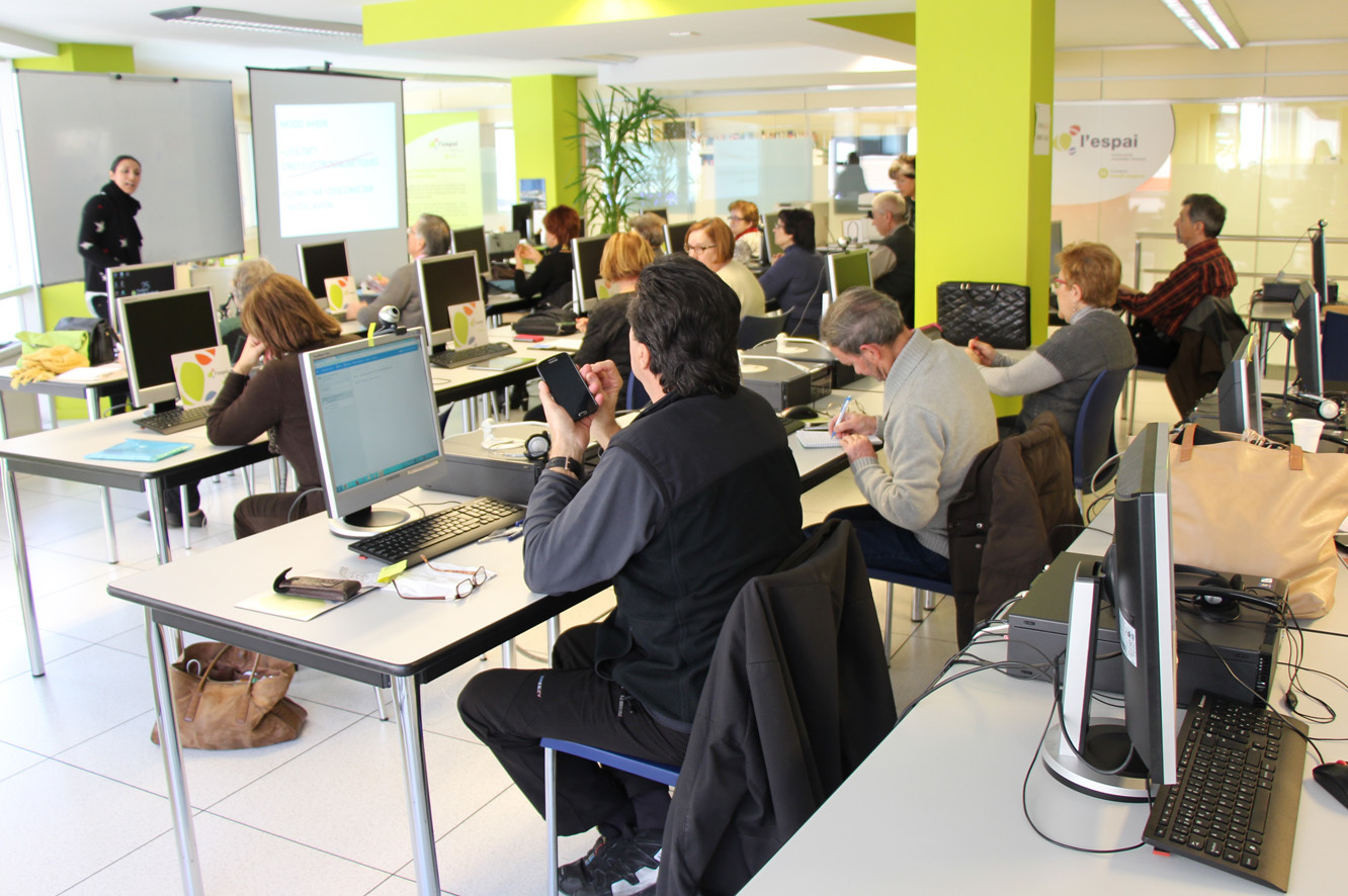 La Fundació Crèdit Andorrà presenta la nova temporada d’activitats del programa ‘Envelliment saludable’