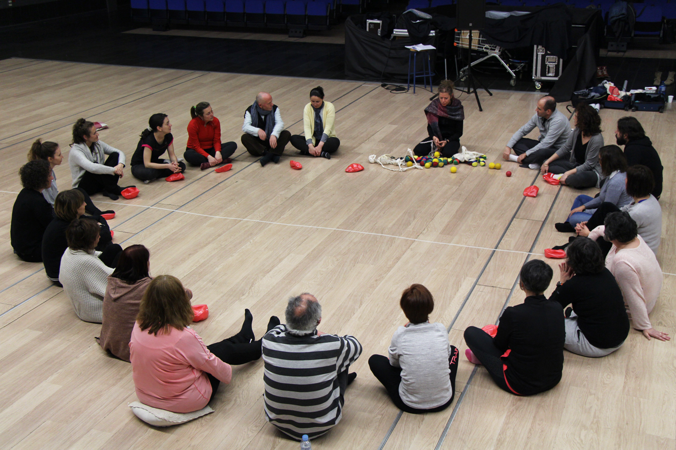 Arrenquen els tallers creatius de la Fundació ONCA