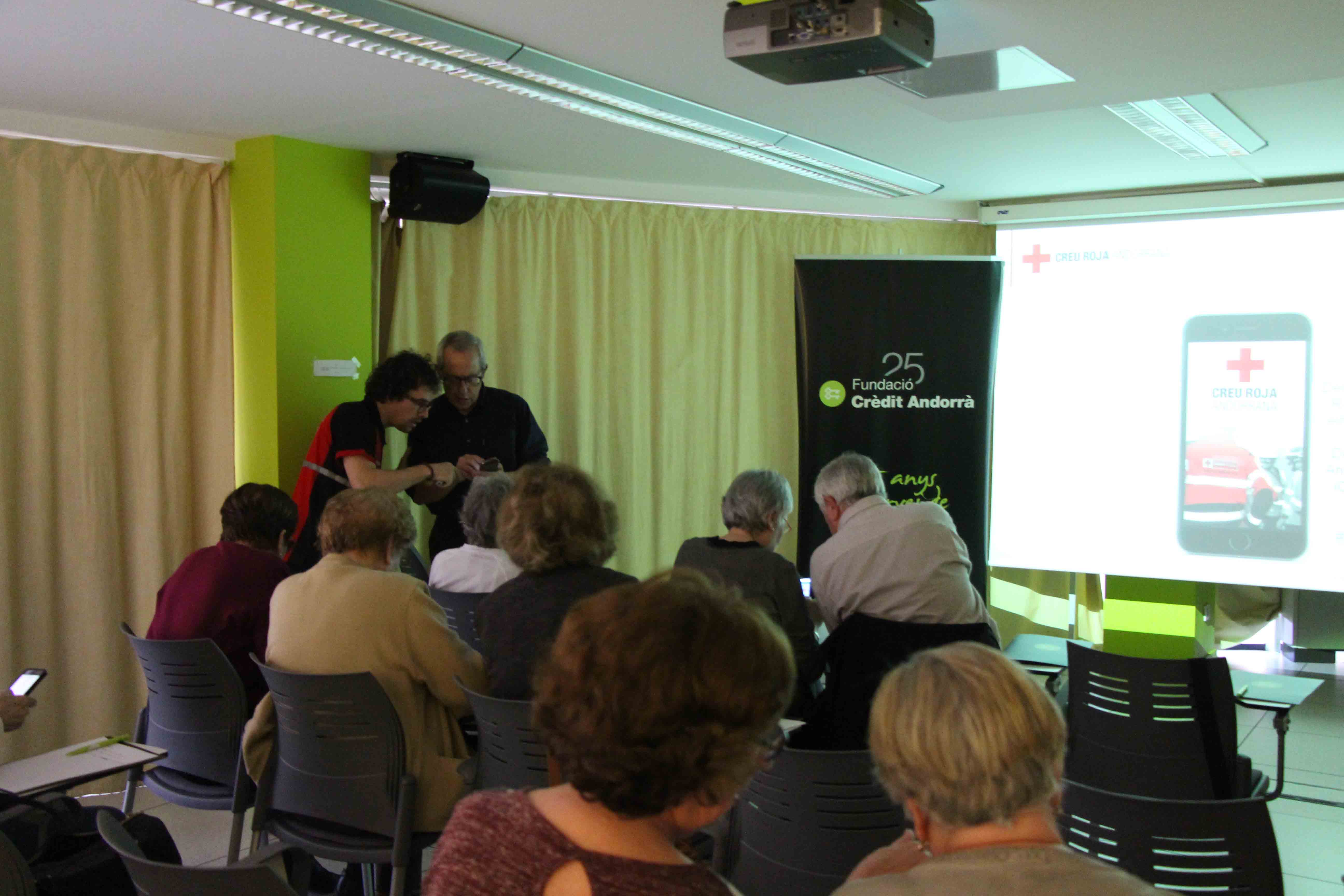 Com utilitzar un desfibrilador 1 Com utilitzar un desfibrilador