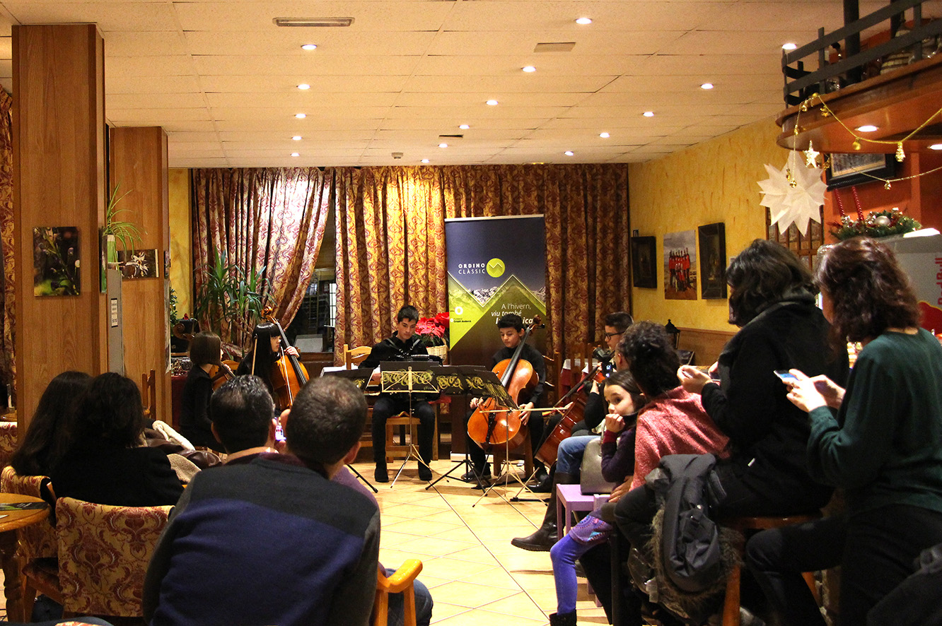 Cinc joves músics enceten el cicle ‘Música a la tassa’