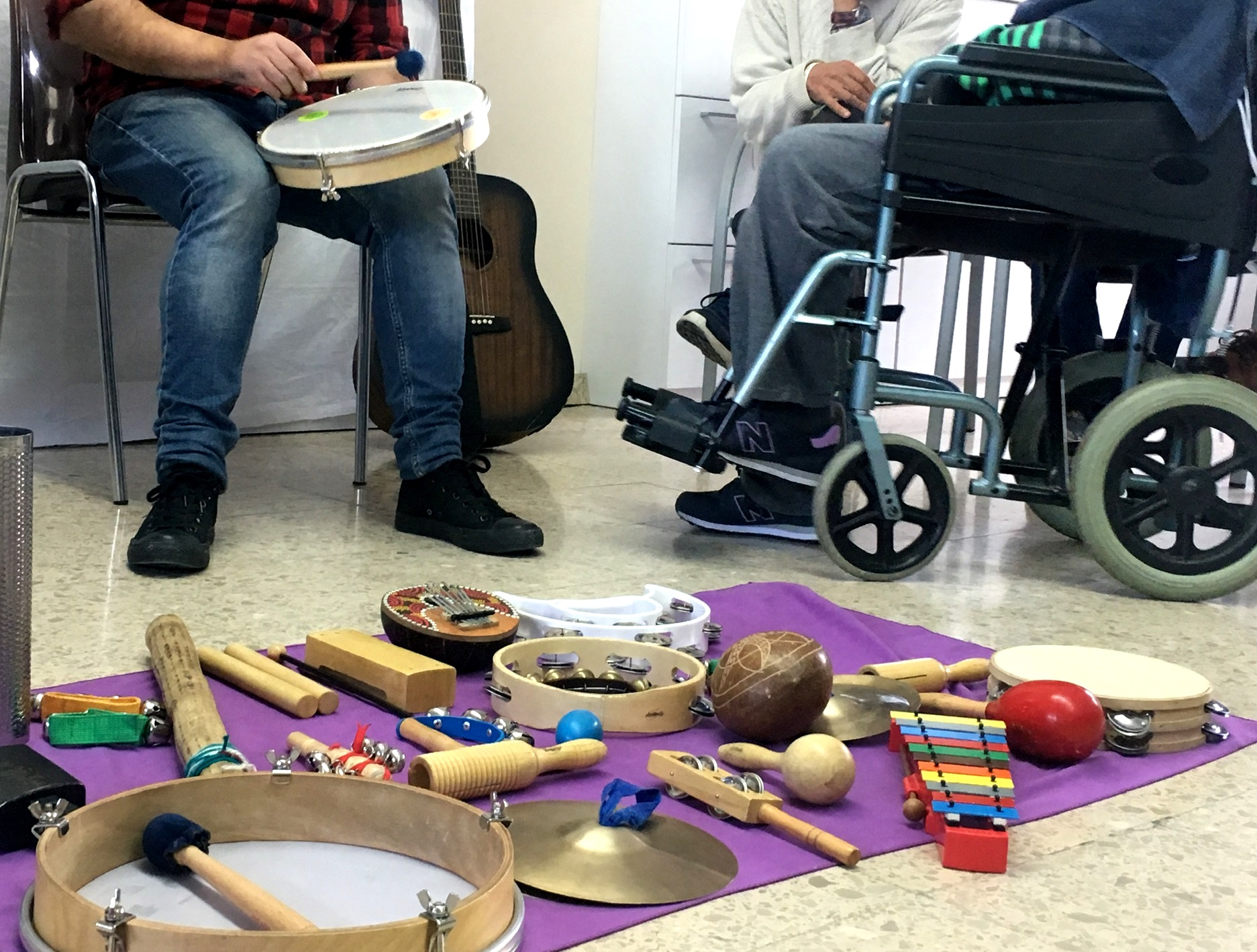 El Govern d’Andorra i la Fundació Crèdit Andorrà ofereixen noves propostes del programa socioeducatiu i estrenen sessions amb pacients de la Unitat de Conductes Additives