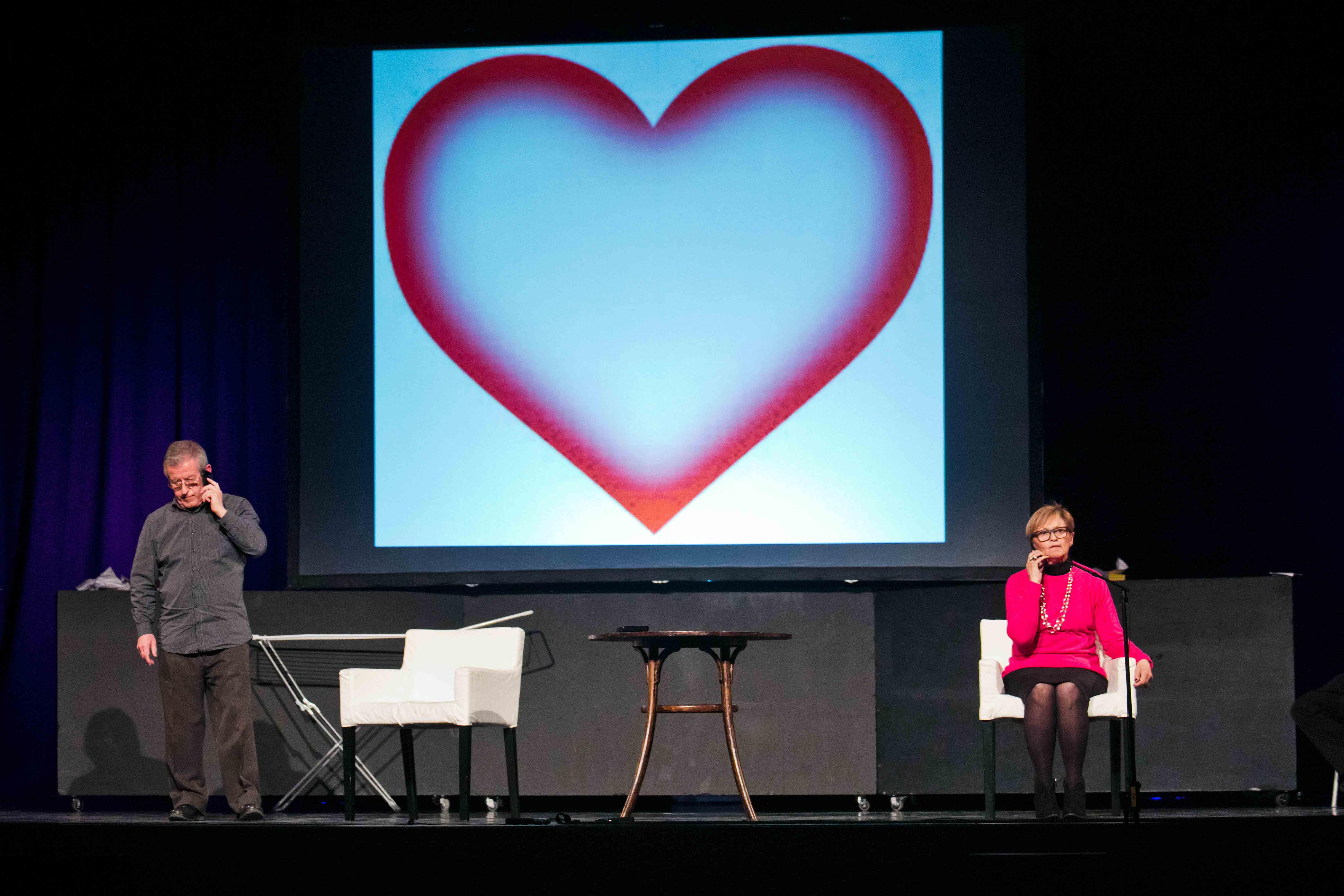 Teatre: Escenes Valent(in)es 1 Teatre: Escenes Valent(in)es