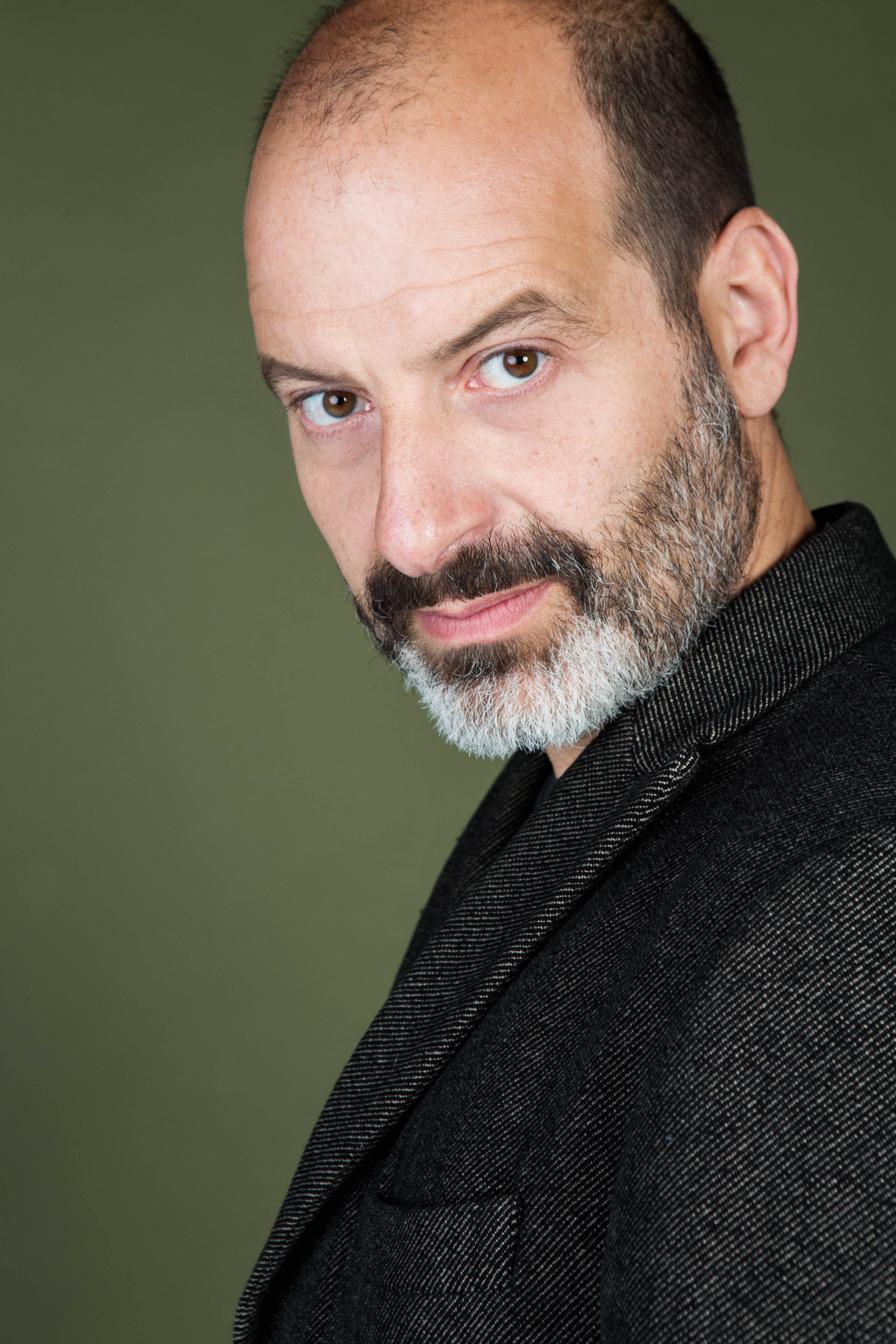 L’ONCA convida a l’actor Josep Julien per a reflexionar sobre les crisis migratòries