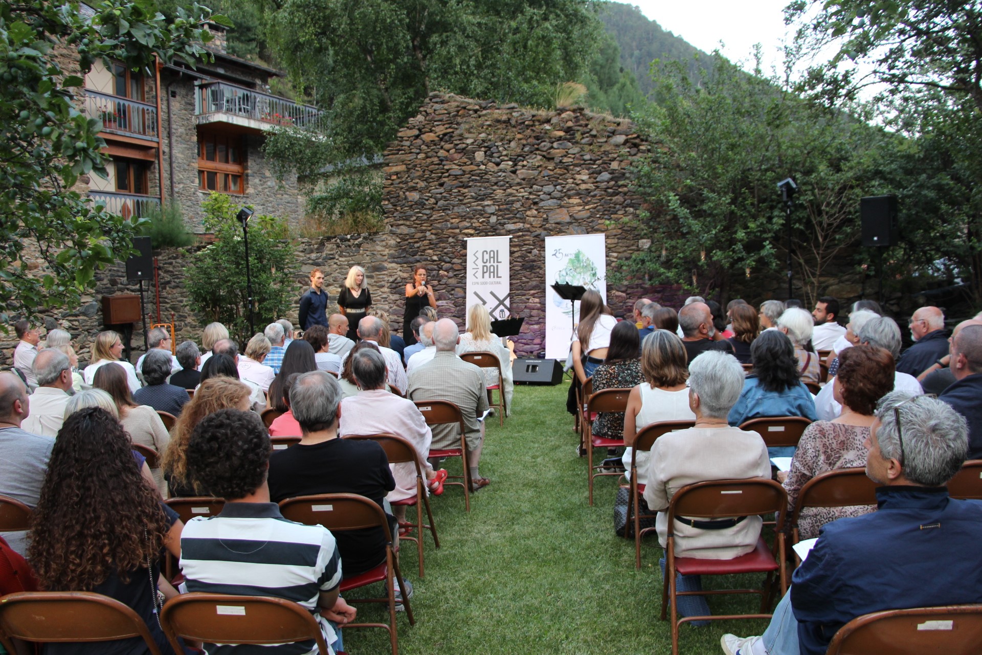 El cicle ONCA Bàsic tanca les seves actuacions del mes d’agost amb un concert del Duo Divertimento