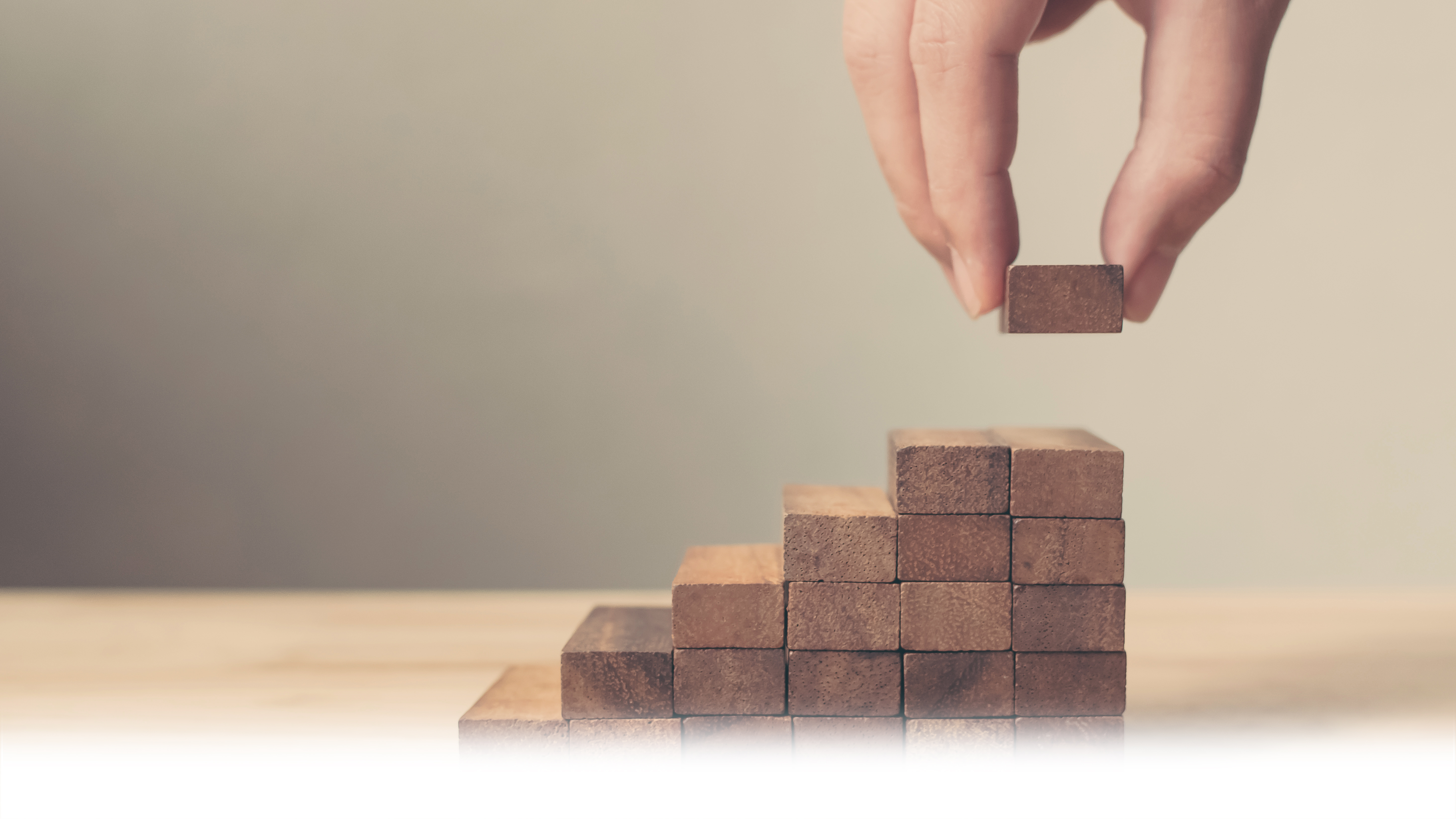 Crèdit Andorrà i Crowe Andorra ofereixen la conferència ‘Reptes de l’empresa familiar andorrana: relleu generacional o desinversió’