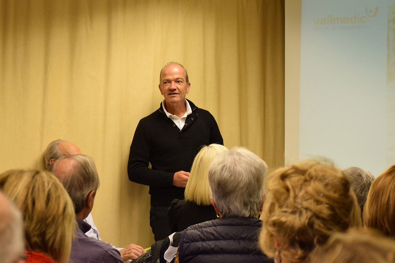 Hanneken detalla als usuaris de L’espai les malalties visuals més freqüents