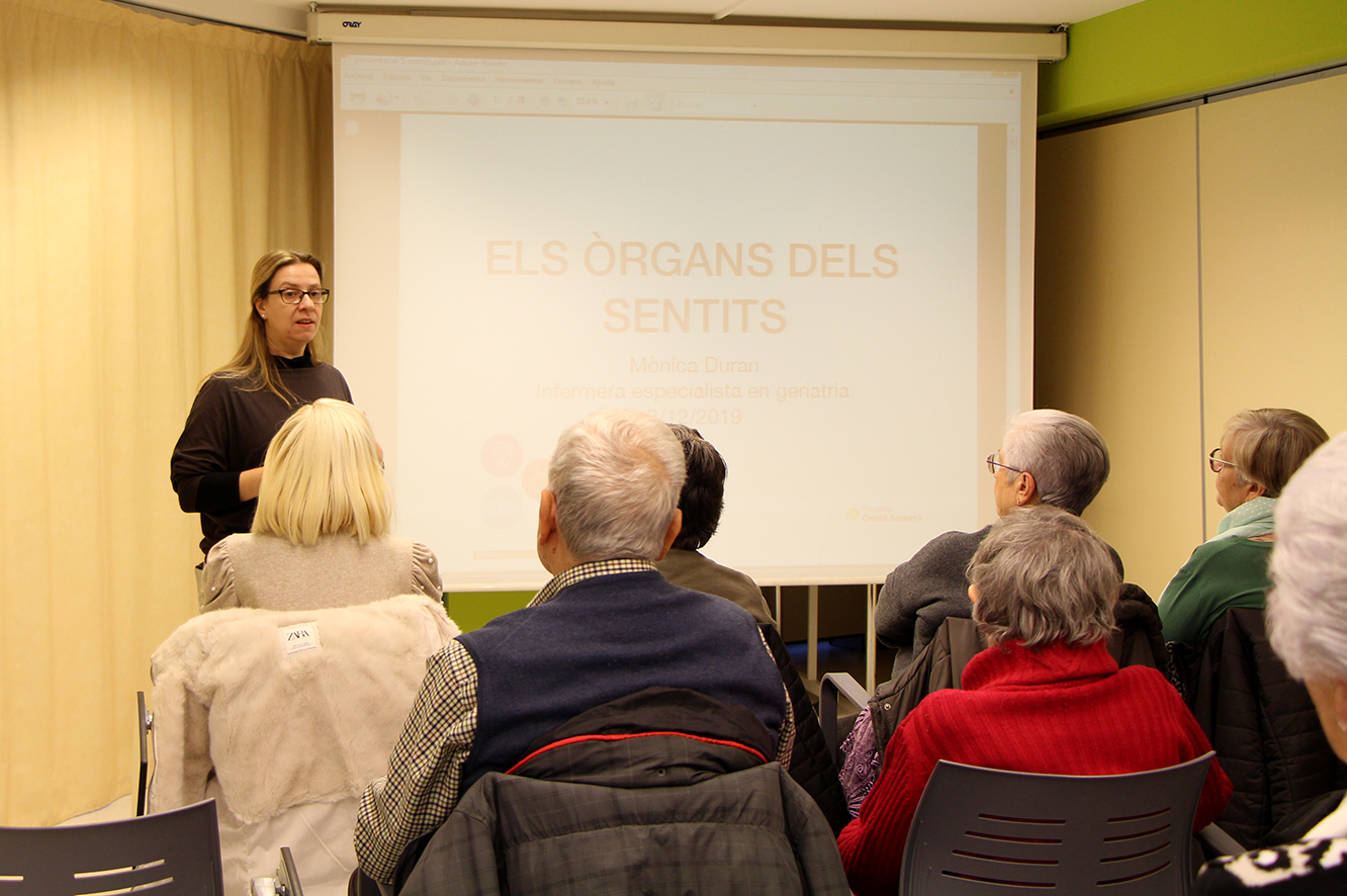 Els usuaris de L’espai descobreixen la importància dels sentits