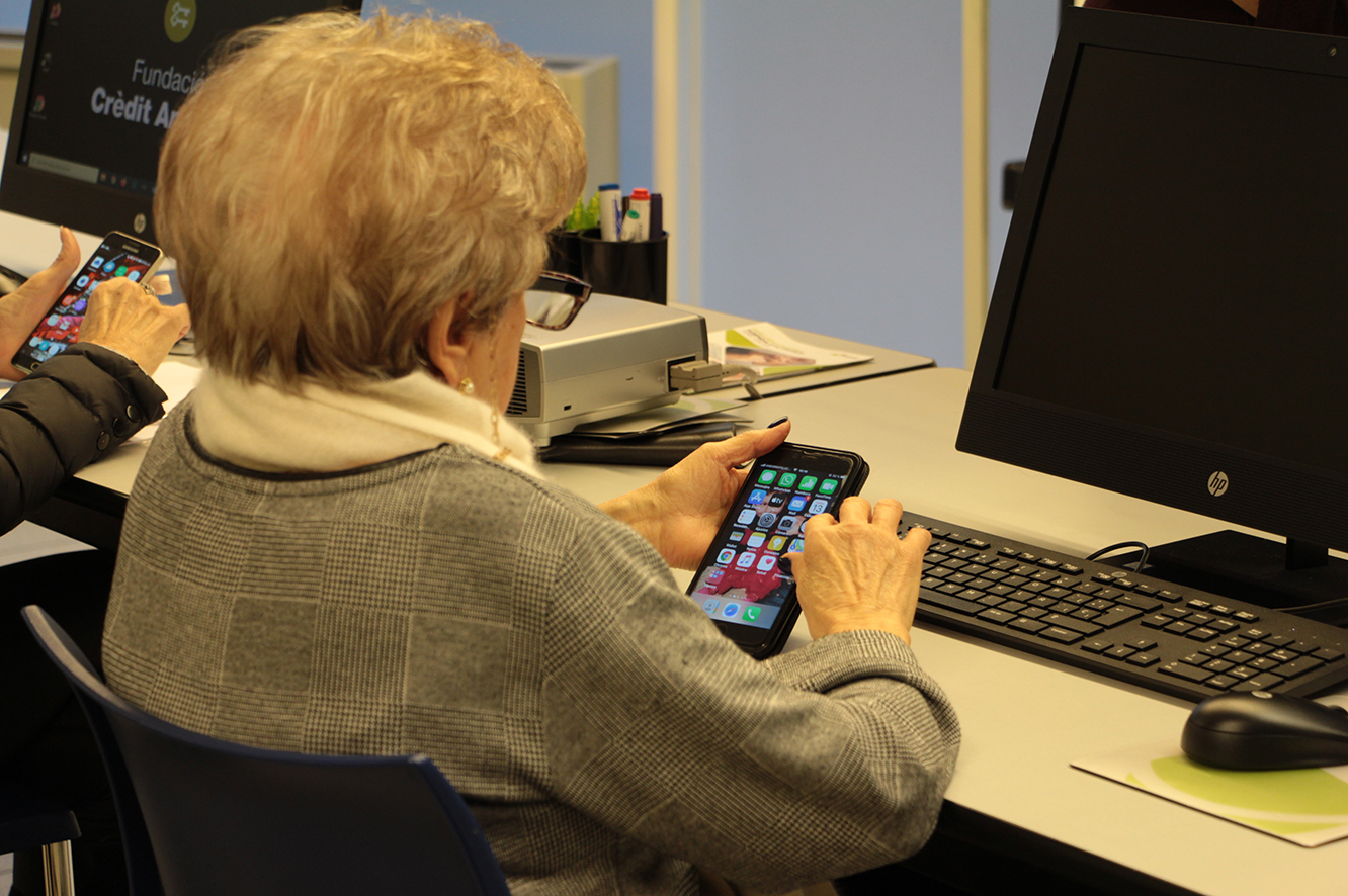 La Fundació Crèdit Andorrà posa en marxa una Aula Virtual de formació