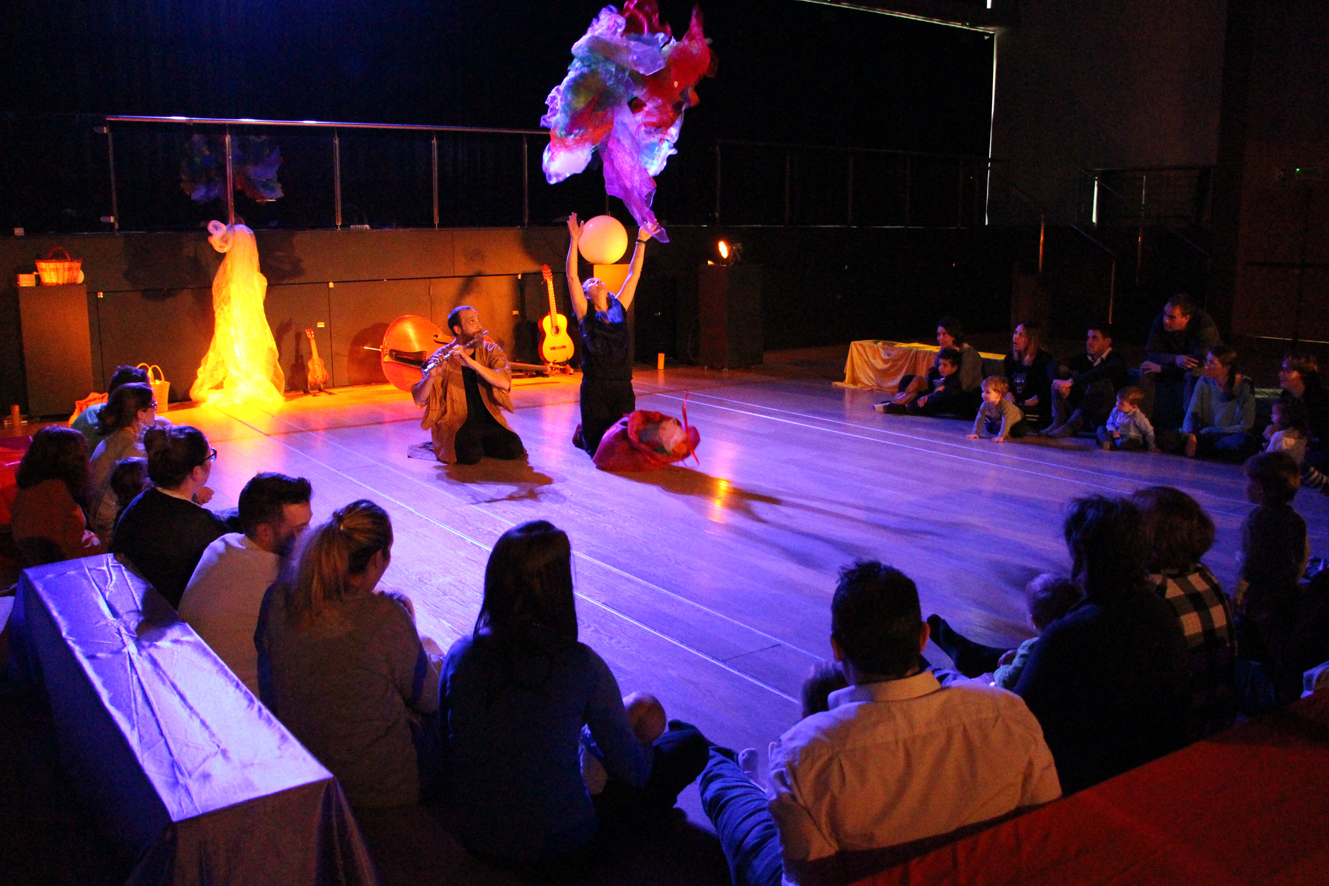 L’ONCA AMB TU, tallers familiars des de casa