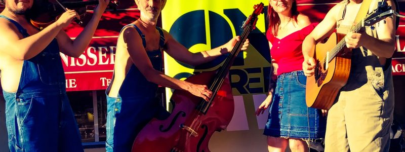 ON-CARRER · LADY SCARLETT