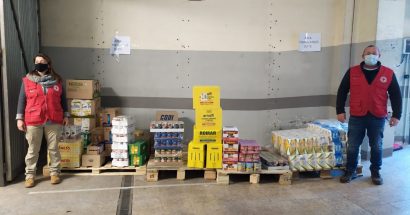 La Fundació Crèdit Andorrà col·labora amb el Banc d’aliments de Càritas Andorrana i la botiga solidària de la Creu Roja Andorrana