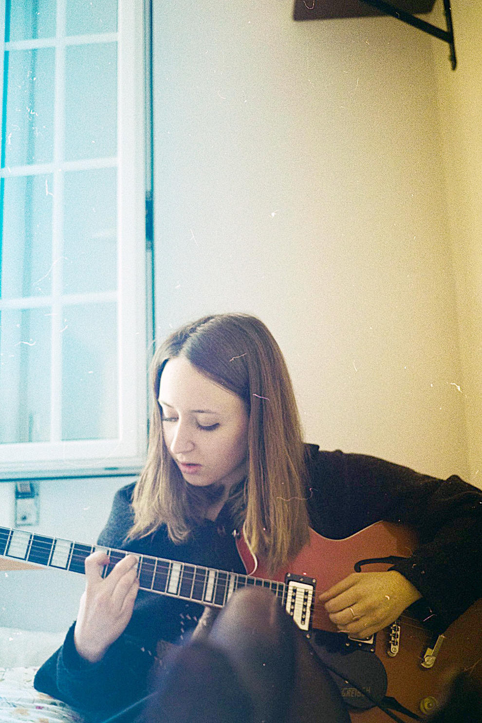 ON-CARRER · JULIA AMOR