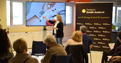 Els usuaris de L’espai aprenen consells sobre com controlar-se la pressió arterial