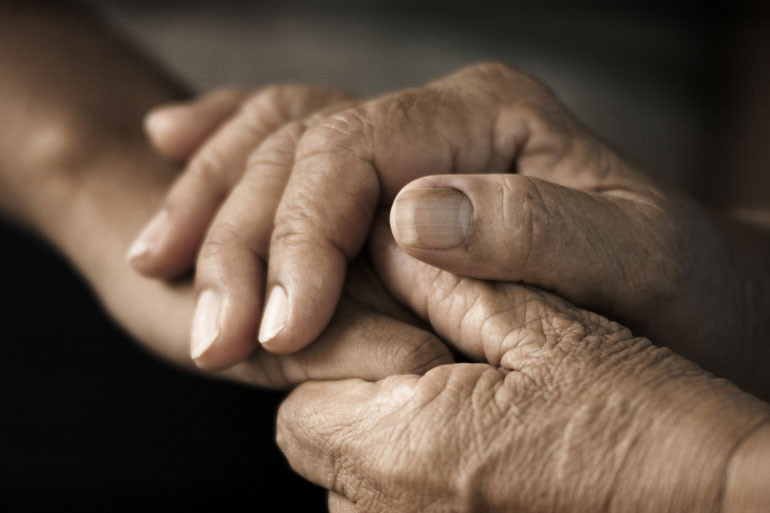 Com comunicar males notícies. Final de vida i procés de dol (CPP 2022 1 Com comunicar males notícies. Final de vida i procés de dol (CPP 2022