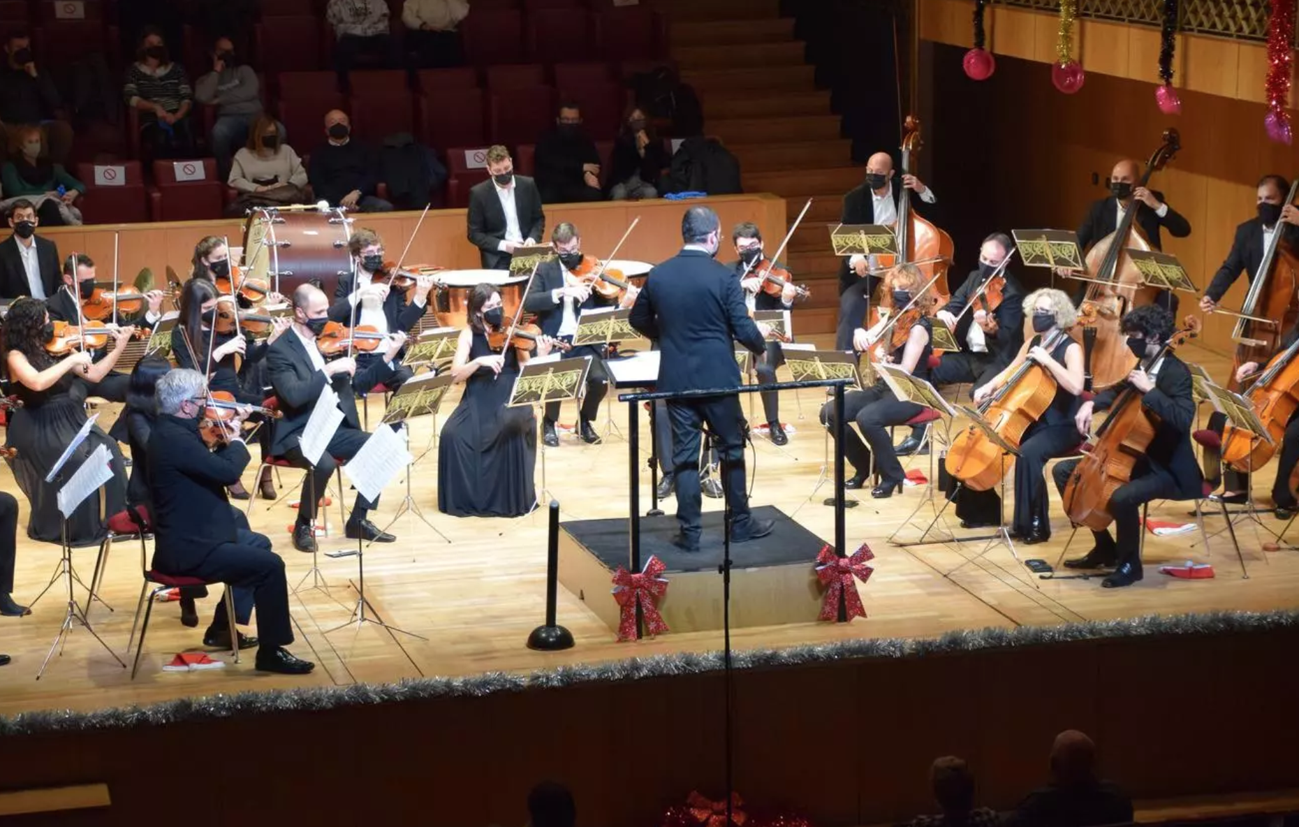El Comú d’Ordino i la Fundació Crèdit Andorrà presenten el tradicional Concert de Cap d’Any, Passions vieneses. Una particular història del concert d’Any Nou a Viena, a càrrec de l’Orquestra Nacional de Cambra d’Andorra, dirigida per Albert Gumí