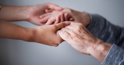 La Fundació Crèdit Andorrà ofereix una conferència sobre cures pal·liatives i atenció als familiars de malalts