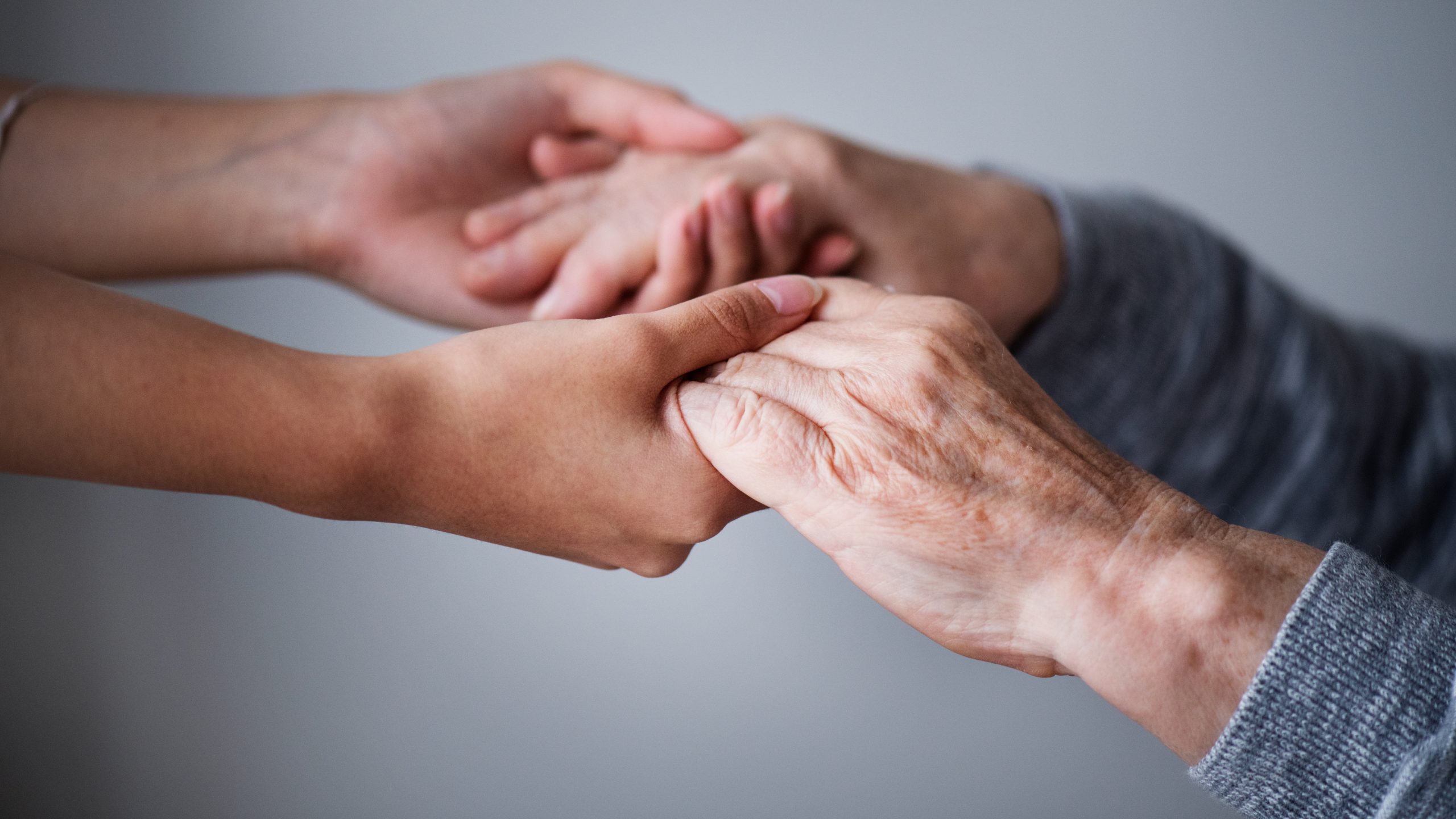 La Fundació Crèdit Andorrà ofereix una conferència sobre cures pal·liatives i atenció als familiars de malalts