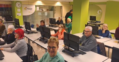 Dissenyar amb Canva, xerrades sobre salut i cultura, i l’ús del certificat digital, novetats del programa ‘Envelliment saludable’ de la Fundació Crèdit Andorrà