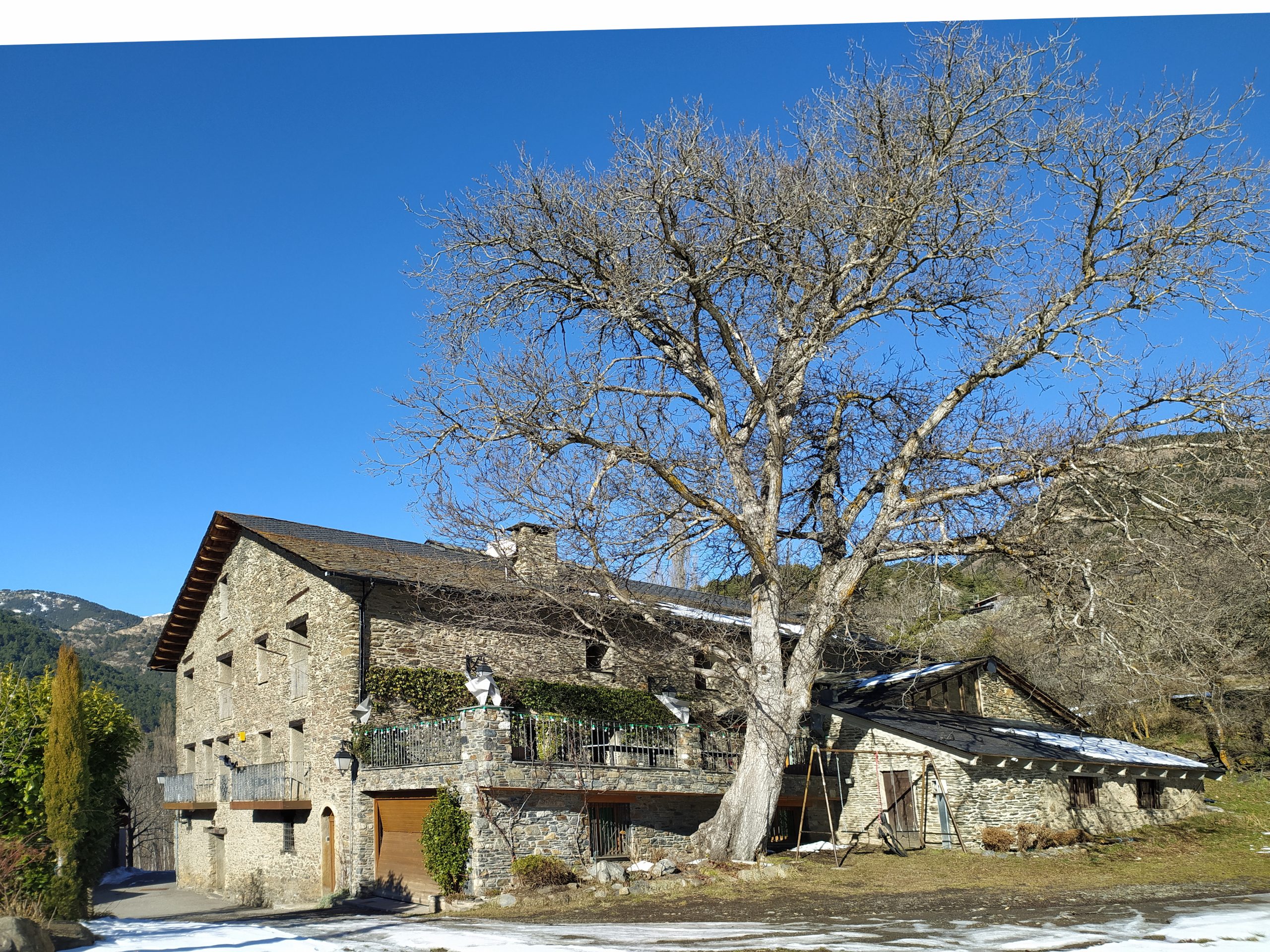 Les cases de l'arquitectura tradicional d'Andorra 1 Les cases de l’arquitectura tradicional d’Andorra
